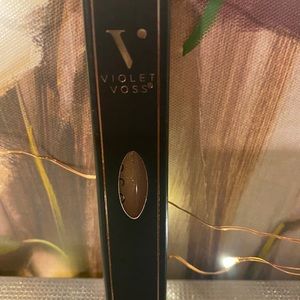 Violet Voss cosmetic lip gloss /clear, sparkles